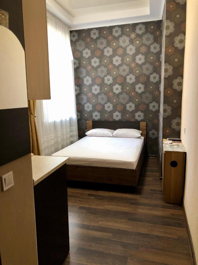 Apart Studio-Біля Вокзалу-Недалеко Від Центру-Городоцька 151 Lviv Buitenkant foto